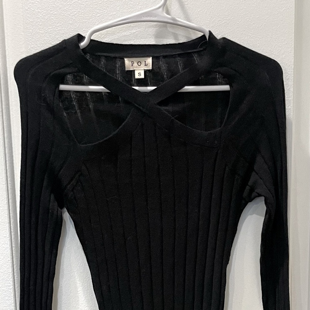 POL…Elegant Black Ribbed Knit Dress - Picture 3 of 3